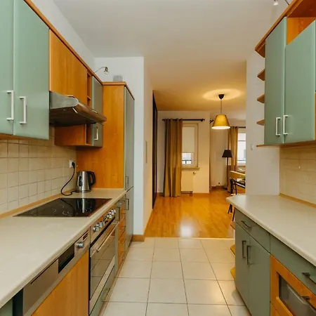 Shortstaypoland Krochmalna *